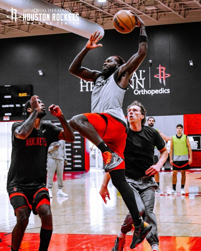 球队启动训练营，备战新赛季