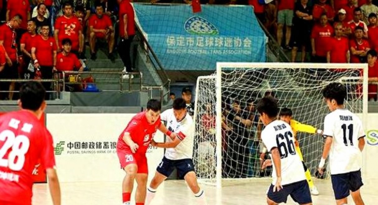 包含球员表现抢眼，为球队赢得关键胜利的词条