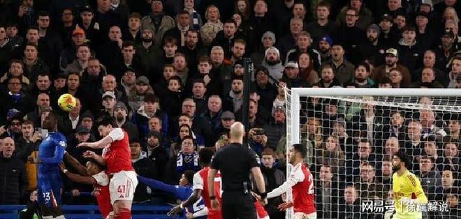 包含大国德比激烈对抗，积分榜上争三的词条