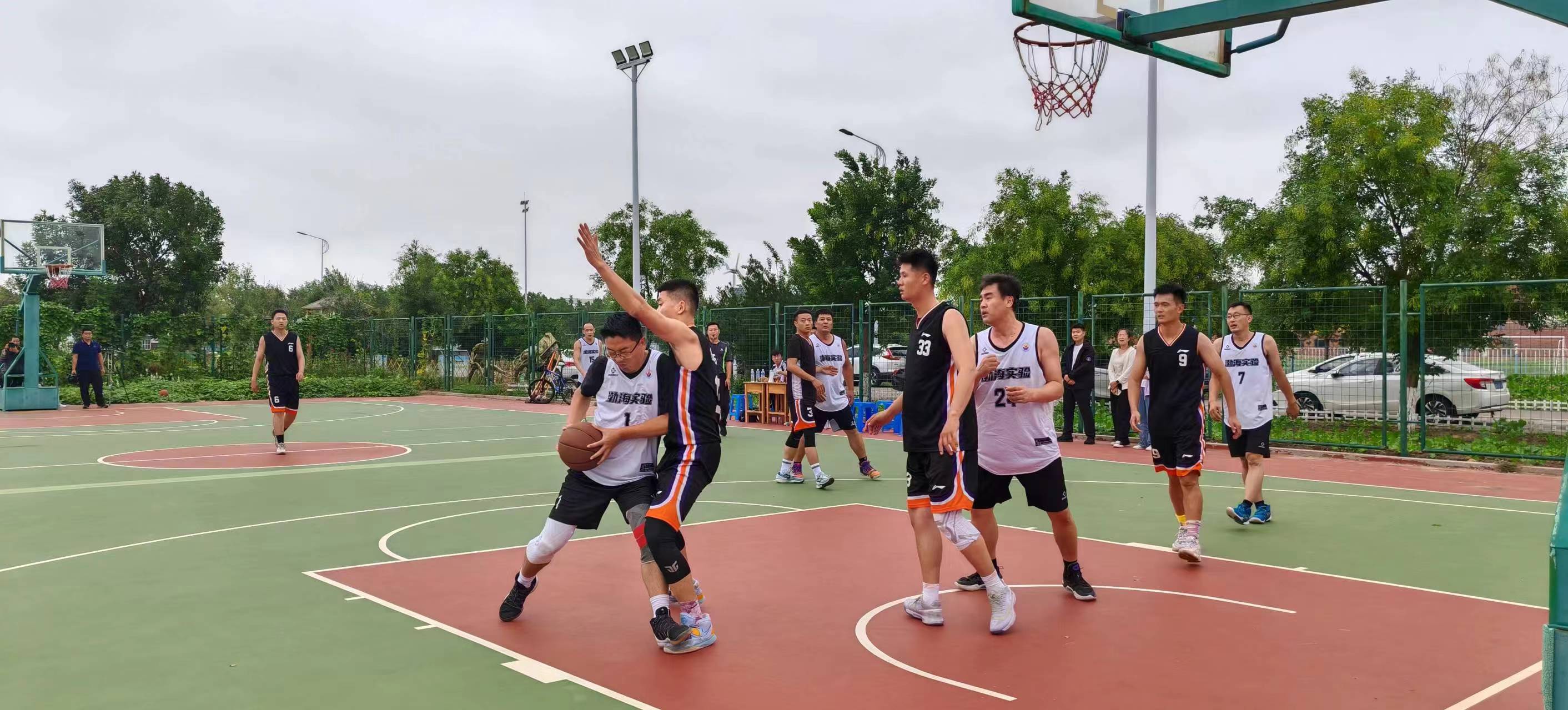 篮球联赛举办传统体育文化交流活动