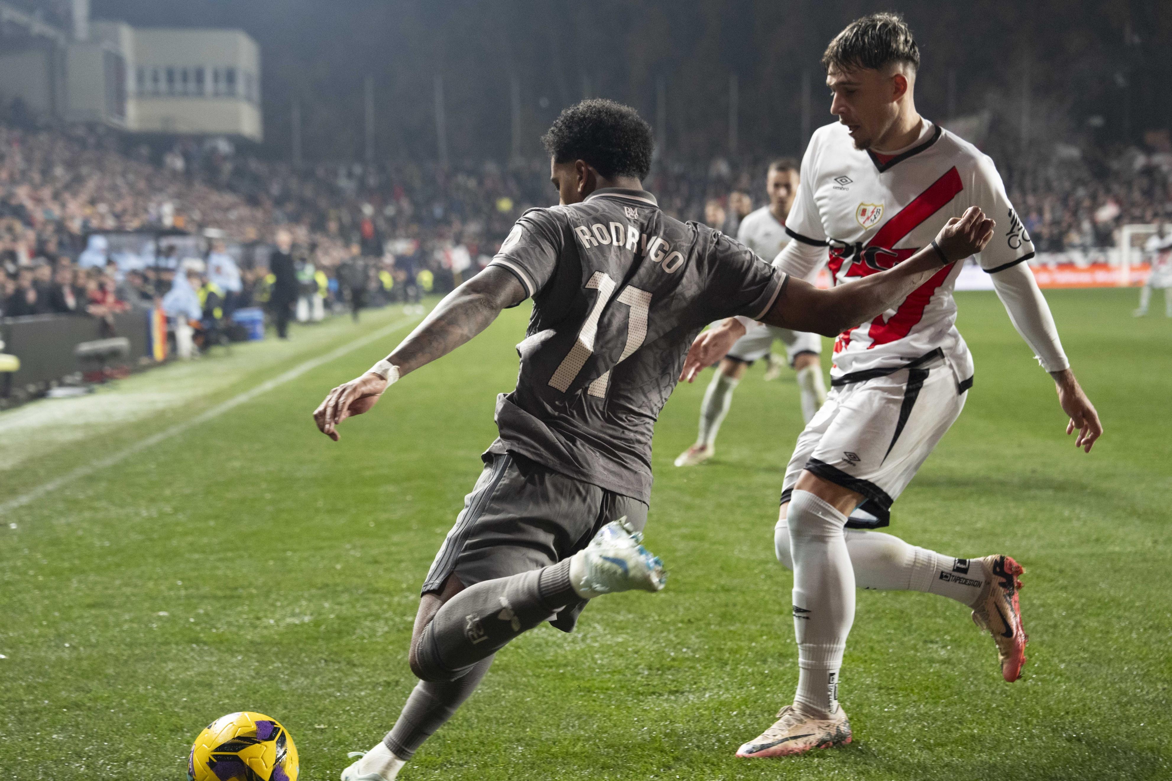 拜仁轻取勒沃库森,姆巴佩状态火热 拜仁轻取勒沃库森,姆巴佩状态火热