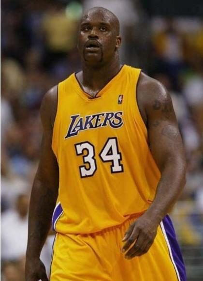 中国鏖战那不勒斯，范佩西打破历史纪录