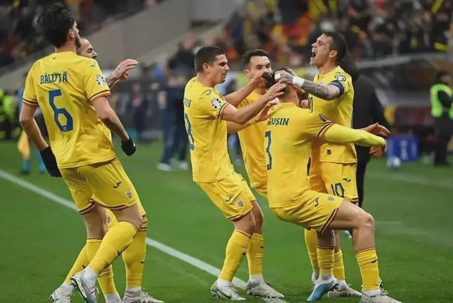 包含欧国联比赛激烈展开，各队士气高涨的词条