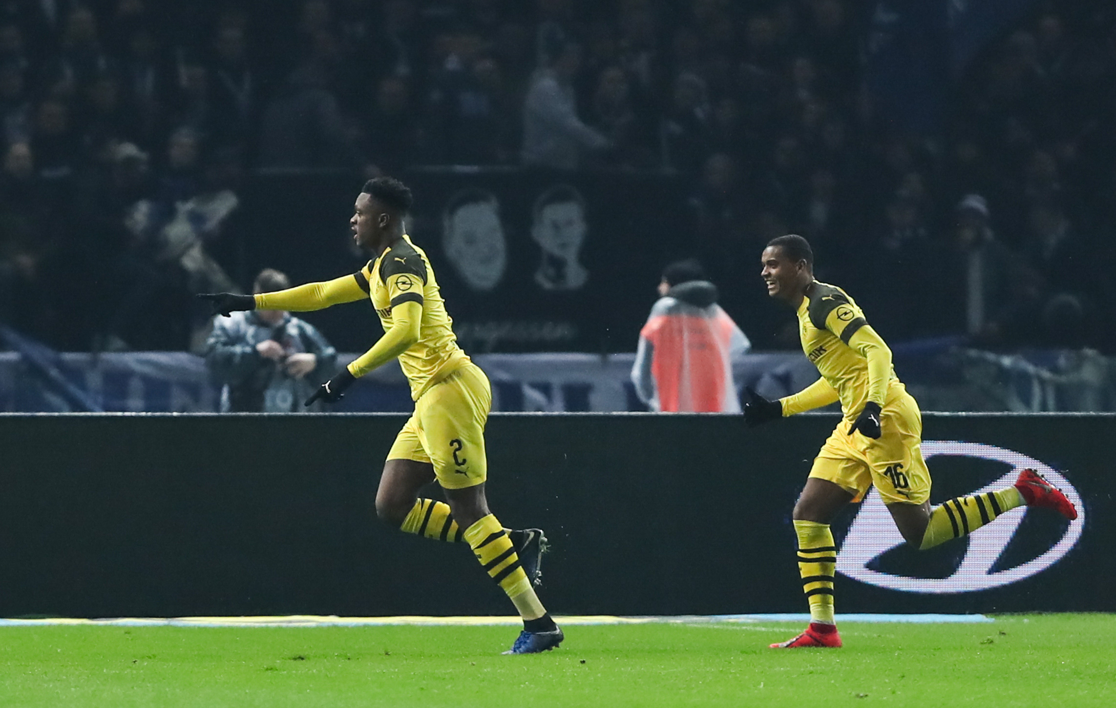 多特蒙德强势罗马,格纳布里惊艳世界的简单介绍 多特蒙德强势罗马,格纳布里惊艳世界的简单介绍