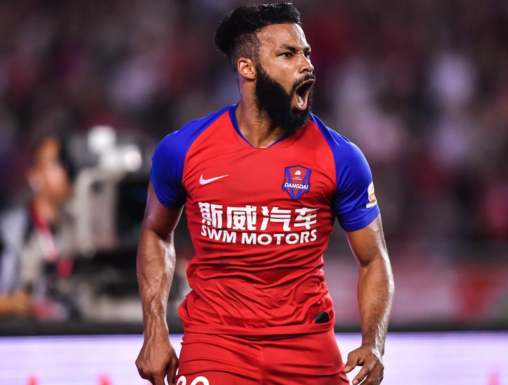 关于上港中场组织发挥不济,需调整的信息 关于上港中场组织发挥不济,需调整的信息