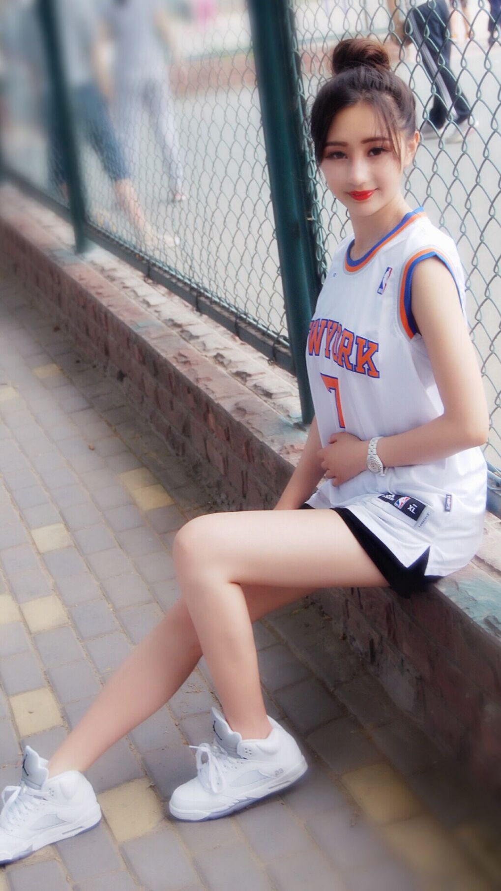 布克狂轰42分率队突围,篮网关键战险胜奇才锁定季后赛希望