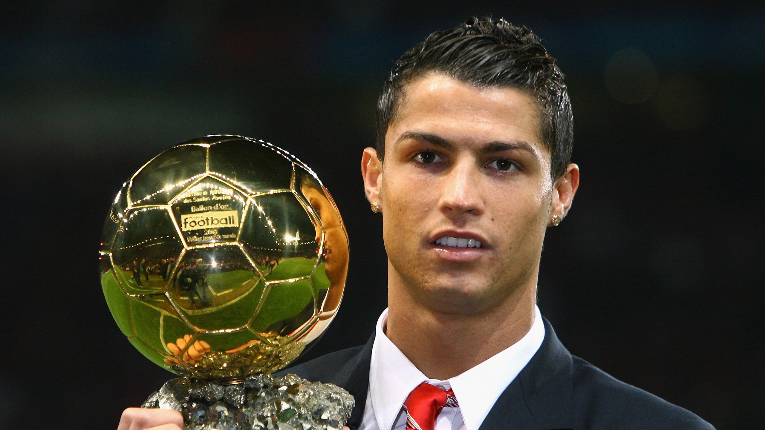 非洲雄狮撼动马德里，加维的无争议最佳如何定义现代足球新维度？